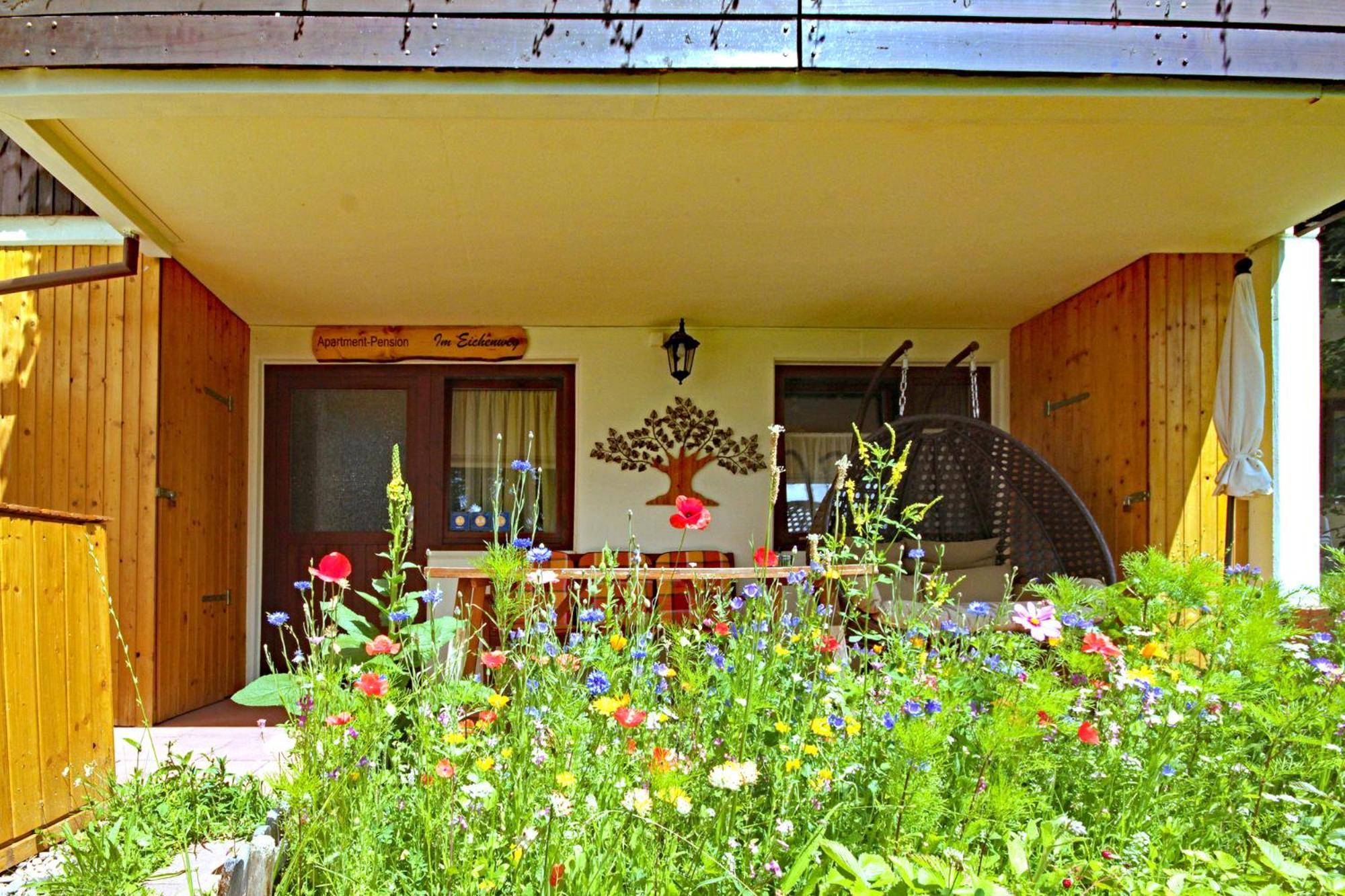 Apartment-Pension Im Eichenweg Вальдахталь Екстер'єр фото