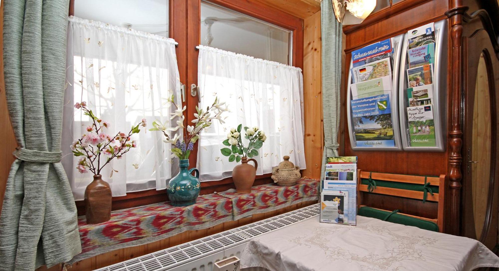 Apartment-Pension Im Eichenweg Вальдахталь Екстер'єр фото